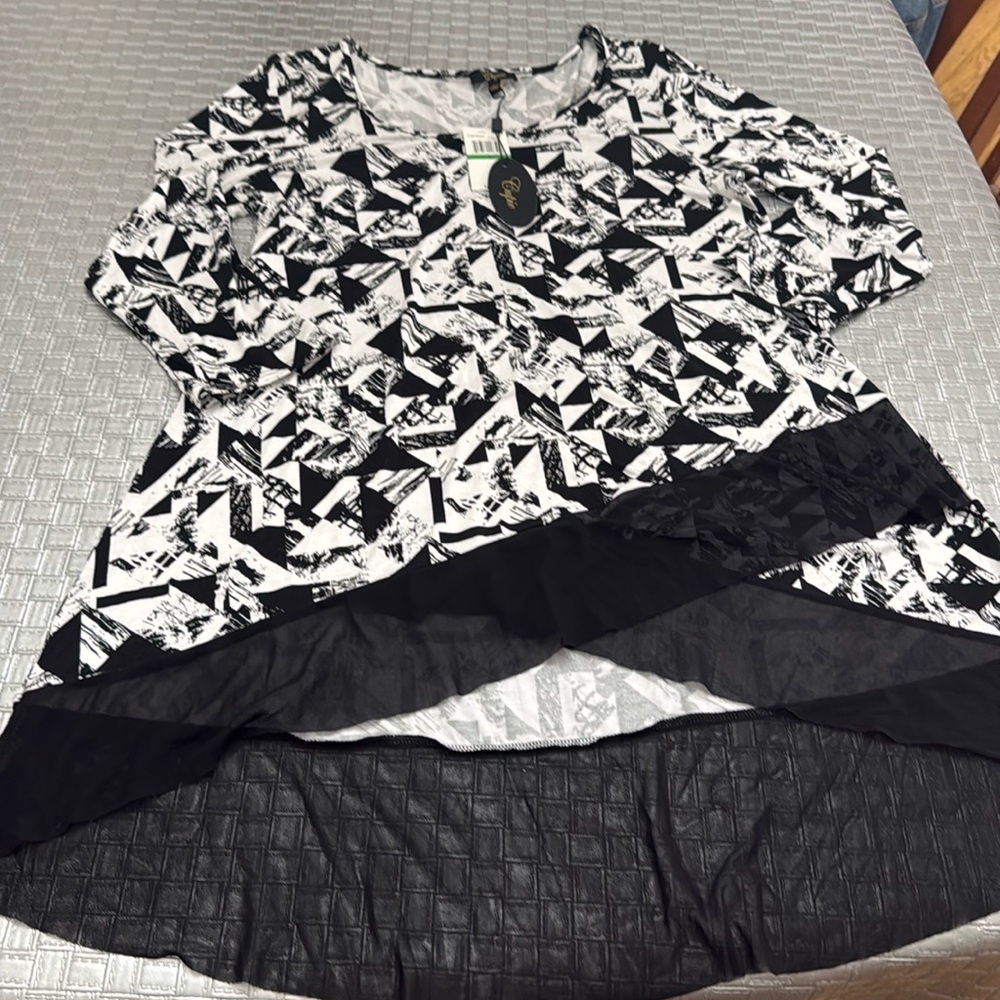 Cupio Black White Abstract Print Mesh Hi Low Tunic Top NWT Large